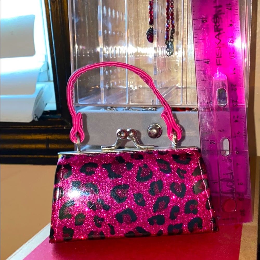Mini Coin Purse - Picture 4 of 4